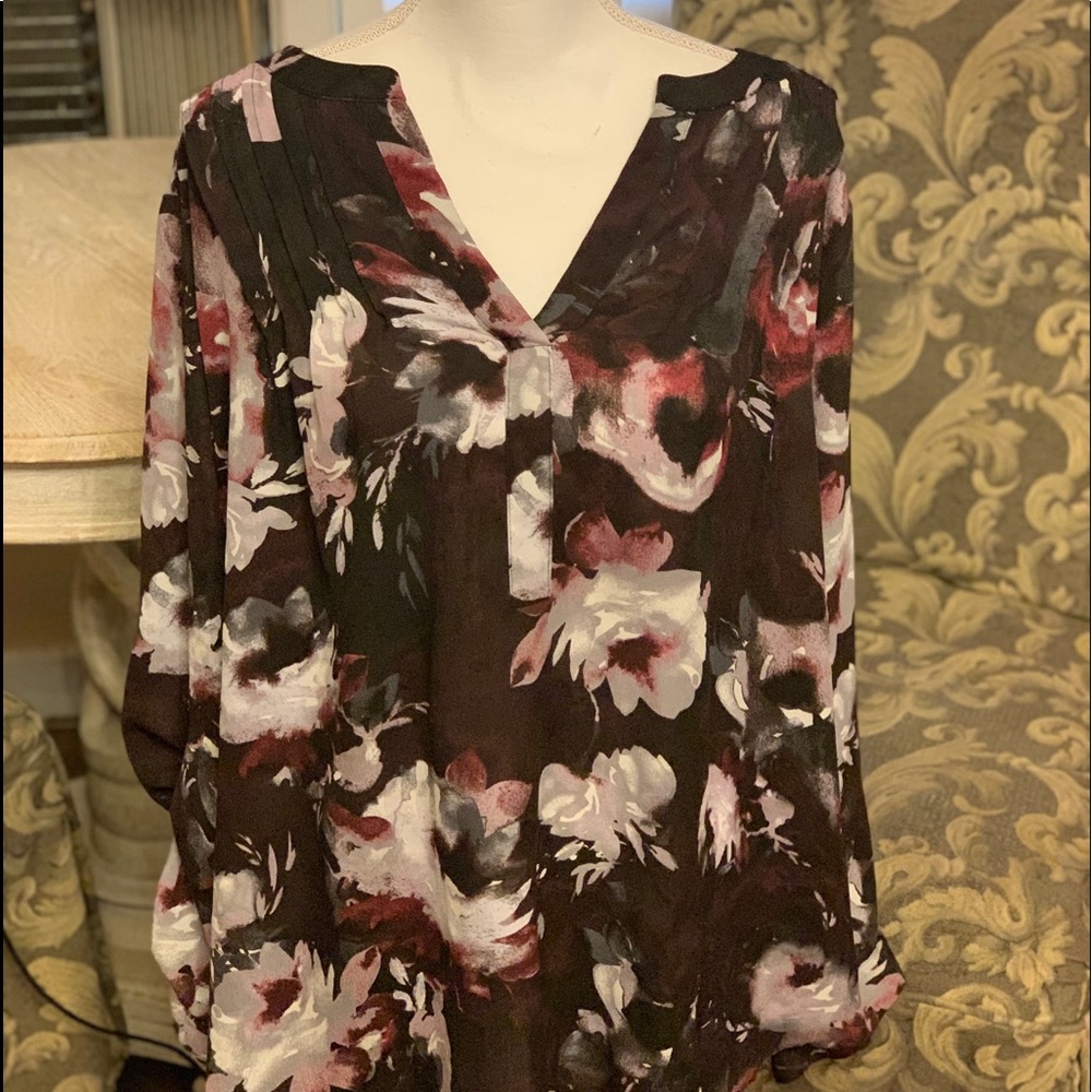 Long sleeve blouse/top size 2x